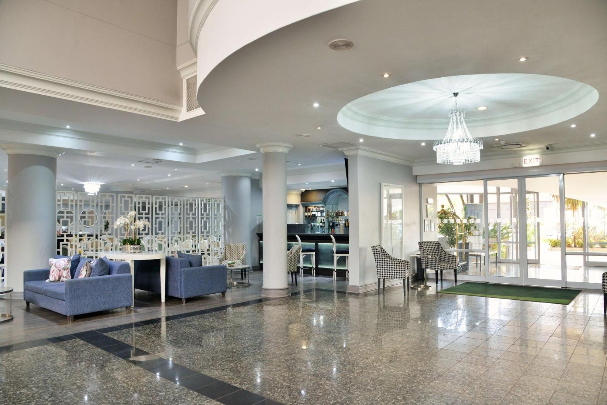 Holiday Inn Johannesburg Airport, An Ihg Hotel Kempton Park Exterior photo